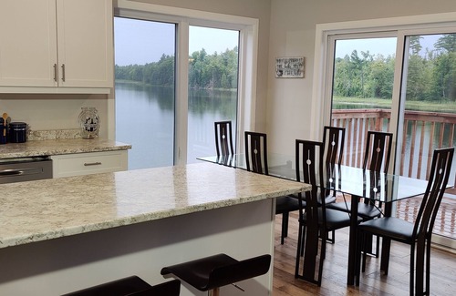 Greater Madawaska Cottage | Life is better at the lake
