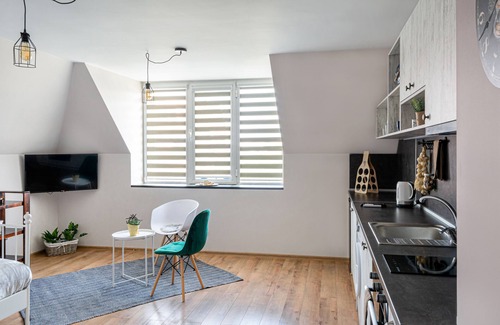 Plovdiv Center Apartment | Light and bright starlit loft, 5 minutes from the center!