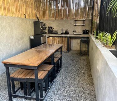 Angat House | Likod Bahay Cabin