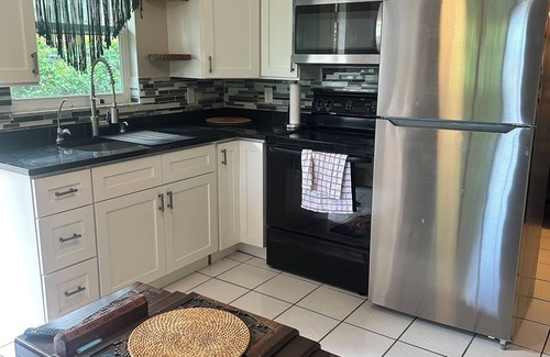 Golden Gate Apartment | Lil Boho Chic, A Charming 1-bedroom apartment in Naples.