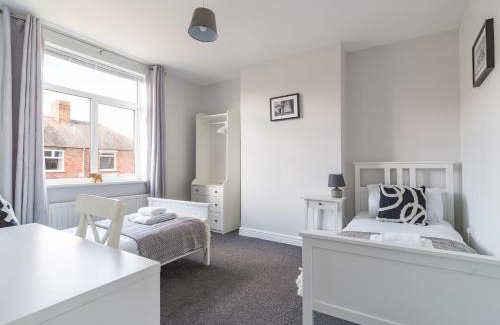 Bedlington Apartment | Lily Apartment 2-Remarkable 2 Bed Bedlington