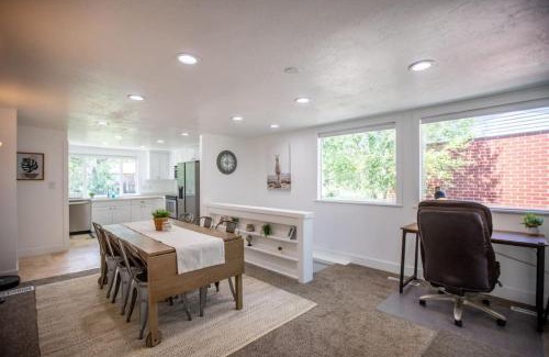 White City Apartment | Lily Pad