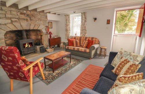 Carran House | Limestone Cottage