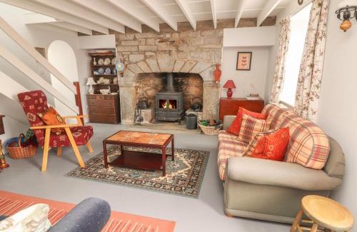 Carran House | Limestone Cottage
