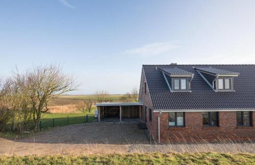 Neukirchen/Erzgeb House | Linas Huis