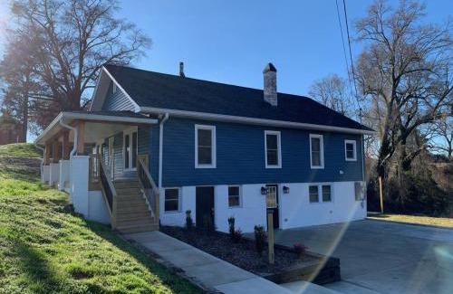 Lincolnton House | Lincolnton Rail Trail Downtown Family Home - Newly Renovated Walk to Main St and Splash Park