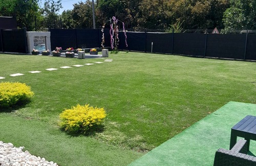 Nelas House | Linda Casa com Piscina, Hidromassagem e Minigolf Para Relaxar
