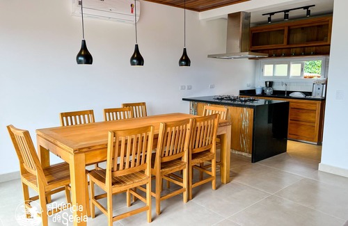 Bexiga House | Linda Casa de 2 Suítes com Vista em Cond. no sul da Ilha