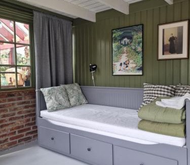 Tvaaker Apartment | Lindeborgs trädgårdsrum