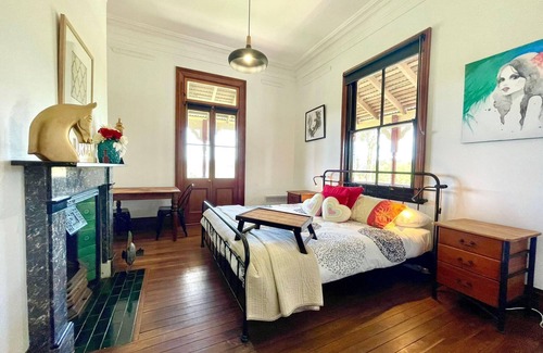 Linden Cabin | Linden Lodge - Historic 1870's Lodge, 6 Bedrooms, Large Groups, Pizza Oven, BBQ, Pets, Views