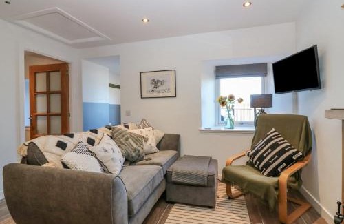 Kirriemuir House | Lindsay Cottage