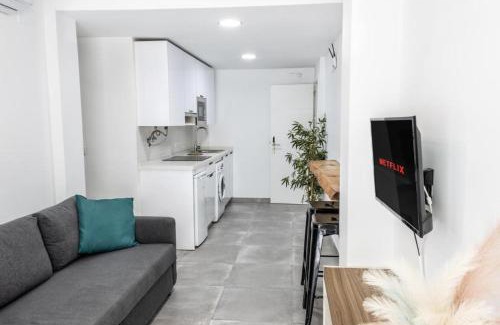 San Francisco-Ribera Apartment | Lineros