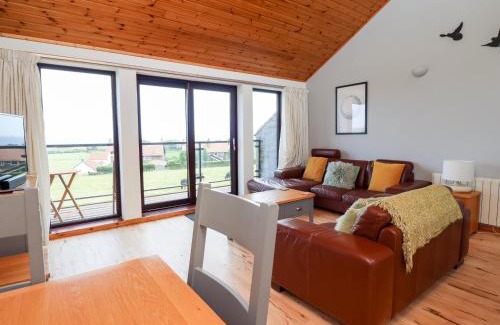 Embleton House | Links View