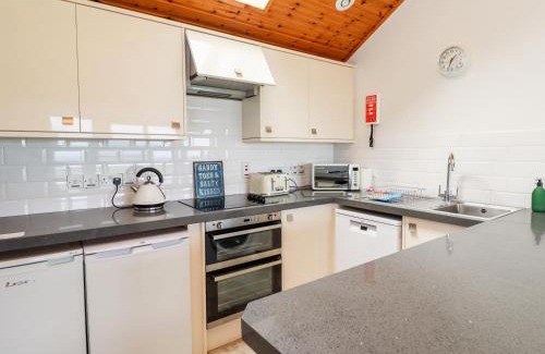 Embleton House | Links View