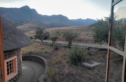 Lesotho Apartment | Liphofung cave, chalets