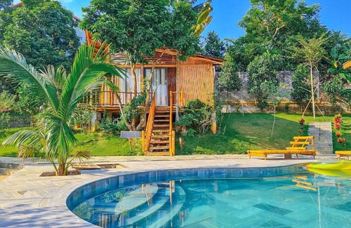 Quoc Oai Other | LITTLE BEE HOUSE