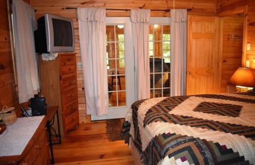 Epworth House | Little Cabin On The Creek