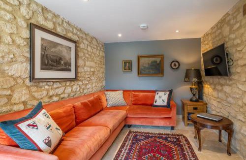 Stanton Saint John House | Little Coach House