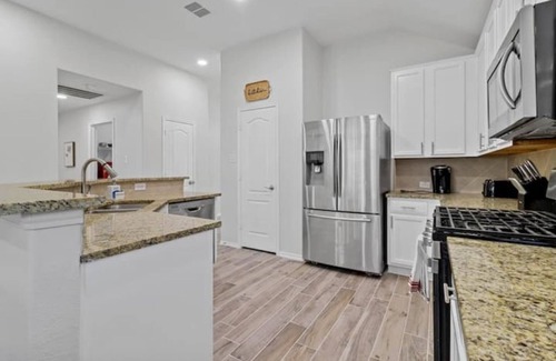 Little Elm House | Little Elm Frisco 3BR Escape