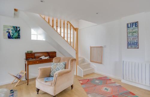 Milborne Saint Andrew House | Little England Cottage