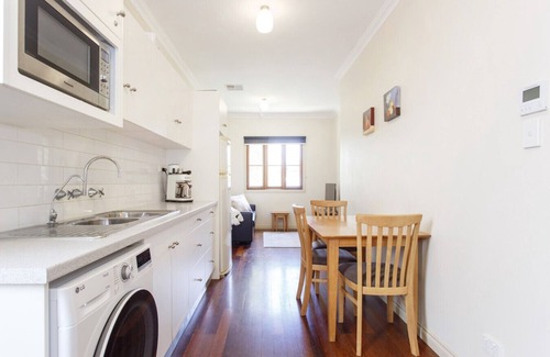 South Fremantle House | Little Haven - South Fremantle Guesthouse