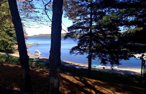 Algonquin Highlands Resort | Little Hawk Resort & Marina