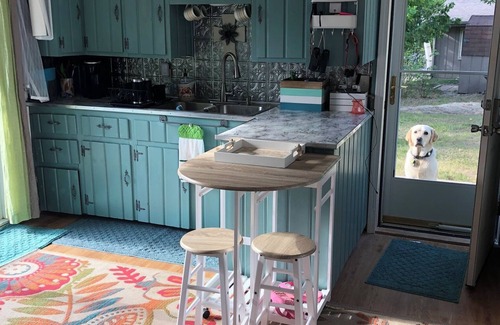 Long Lake Cottage | Little Long Lake lakefront cottage with its own beach and private drive.