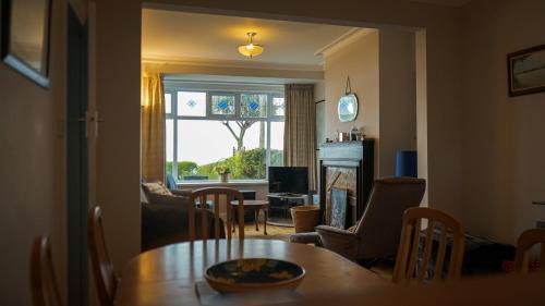 Donaghadee House | Little Oak Seafront House Donaghadee w/Seaviews