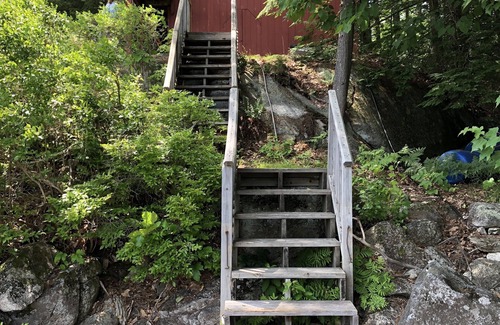 Bradford Cottage | Little Red Wing - 1950's Lake cottage