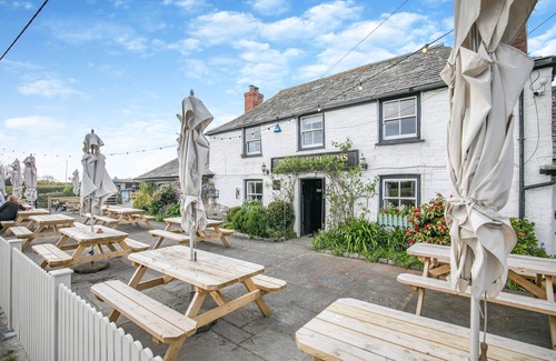 St Merryn Apartment | Little Robin - One Bedroom Apartment, Sleeps 2