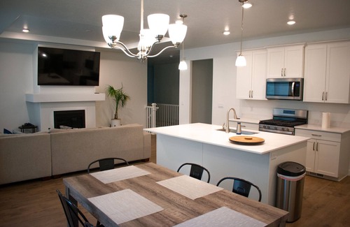 Magna House | Little Valley Gateway Entire New Home