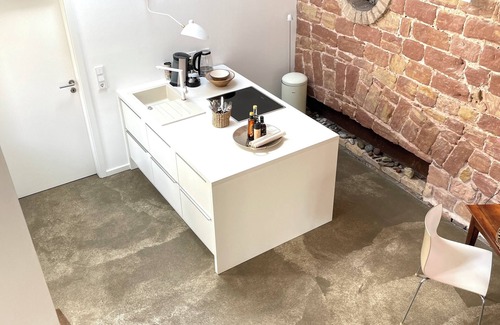 Sankt Ingbert House | Live more beautifully in the denkmal 19 design apartment with terrace access
