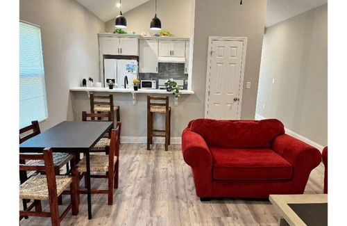 College Park House | Live on Rugby Avenue in beautiful Historic College Park!