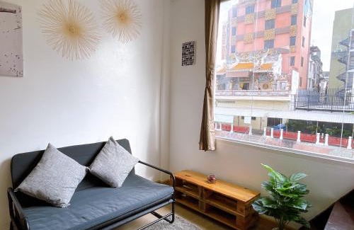 Talat Yot Apartment | Lively and cozy canal house ,Entire house