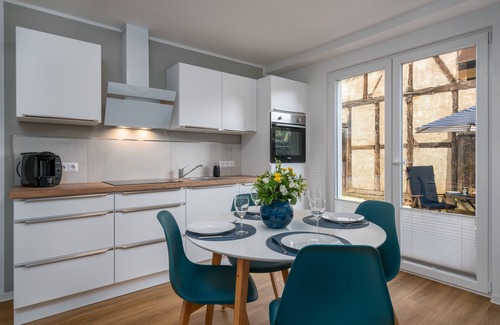 Edesheim Apartment | "Living comfortably" in the apartment at Leinetal* near the lake*Angelsee* fireplace