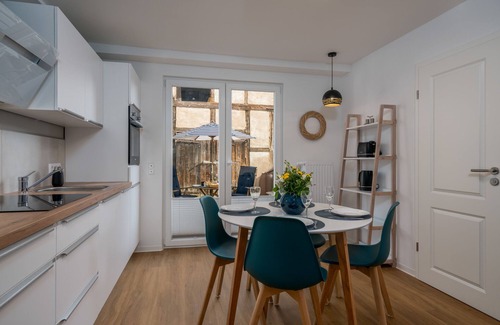 Edesheim Apartment | "Living comfortably" in the apartment at Leinetal* near the lake*Angelsee* fireplace