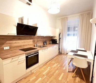 Eggenberg Apartment | Living Graz Eggenberg Top 9