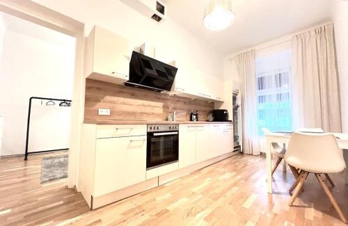 Eggenberg Apartment | Living Graz Eggenberg Top 9