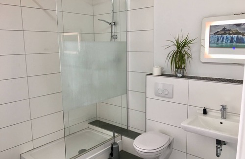 Duisburg Mitte Apartment | Living near the main station and city center - 1st floor
