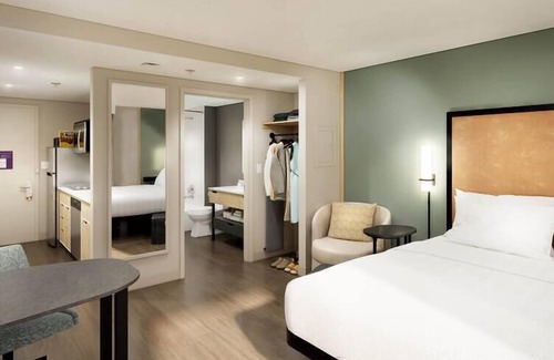 Tullahoma Hotel | LivSmart Studios by Hilton Tullahoma