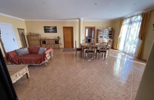 Zurgena Villa | Llanos del Peral - Zurgena - sleeps 6 - R092