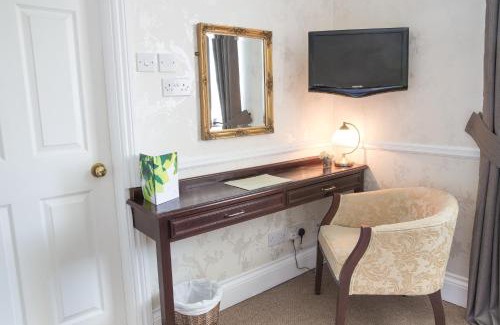 Pontypridd House | Llechwen Hall