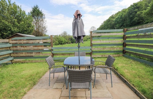 Whitland House | LLETTY BACH, pet friendly, with a garden in Whitland