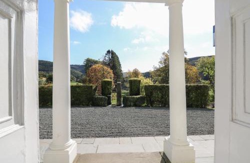 Llanwrtyd Wells House | Llwynderw Hall