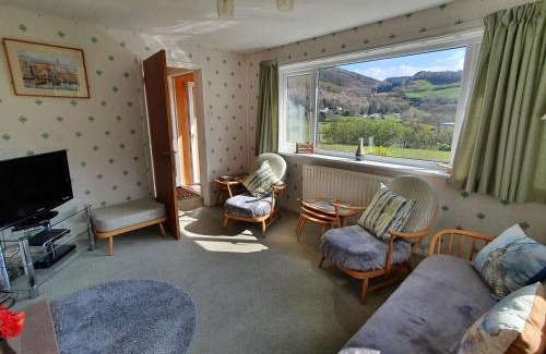 Capel Bangor House | Llwynon