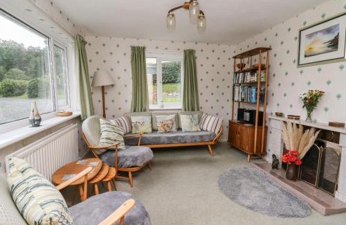 Capel Bangor House | Llwynon