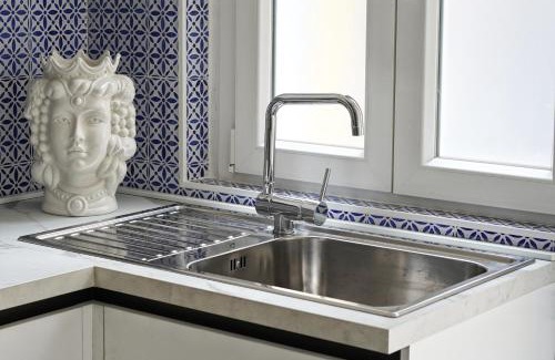 Capo d'Orlando Bed & Breakfast | Lo Scoglio della Formica B&B