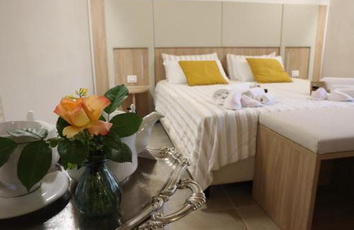 Fossombrone Hotel | Locanda la Rocca Residenza d'Epoca