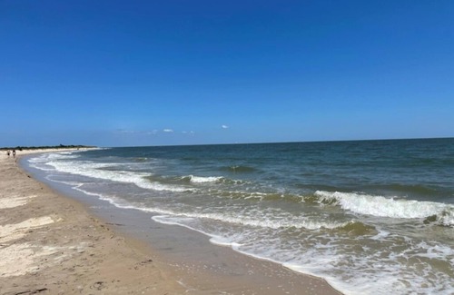 Maryus Apartment | Located on the Chesapeake Bay with panoramic views.