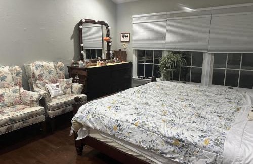 Greentree Villa | Location! House with home office, gym, more-Cherry Hill